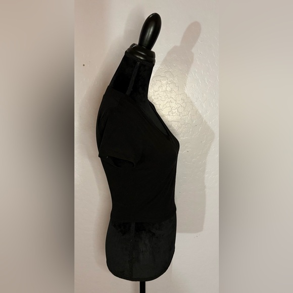 Fashion Nova White, Black, and Olive Green Top - Picture 8 of 10